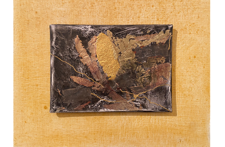 Goldbilder, die auf einer mit Poliment lasierten Holzplatte angebracht sind